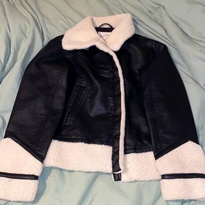 fur buckle leather jacket